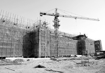 《河北经济日报》mg冰球突破新园区加快头孢项目工程建设