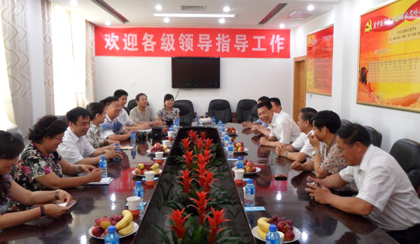 冰球突破-冰球突破豪华版_mg冰球游戏制药纪委赴峰峰、邯矿集团参观学习<br />