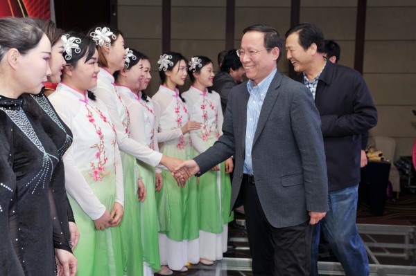 mg冰球突破集团公司举办2018年迎春联欢会